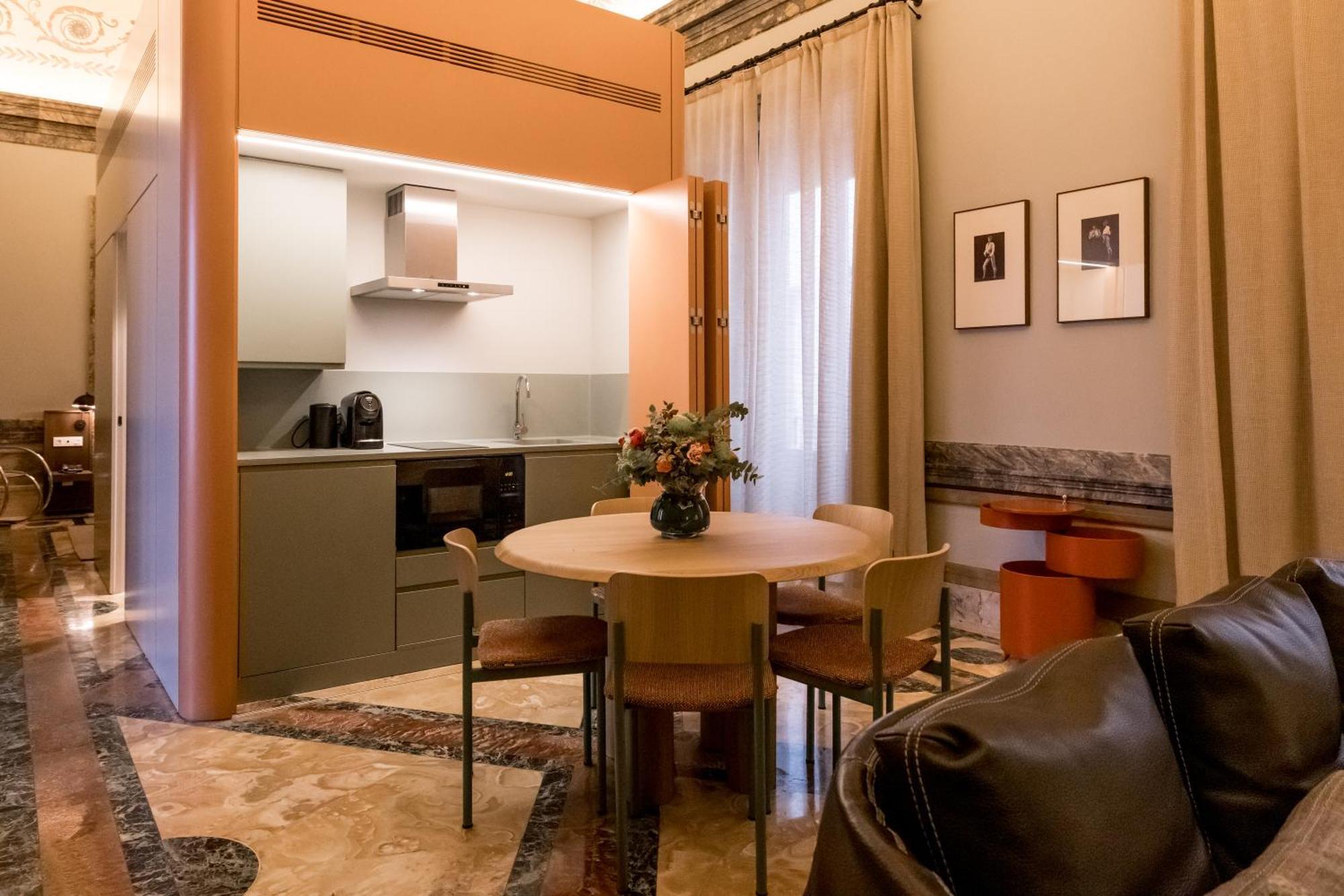 Mercer Residences Sevilla Luaran gambar
